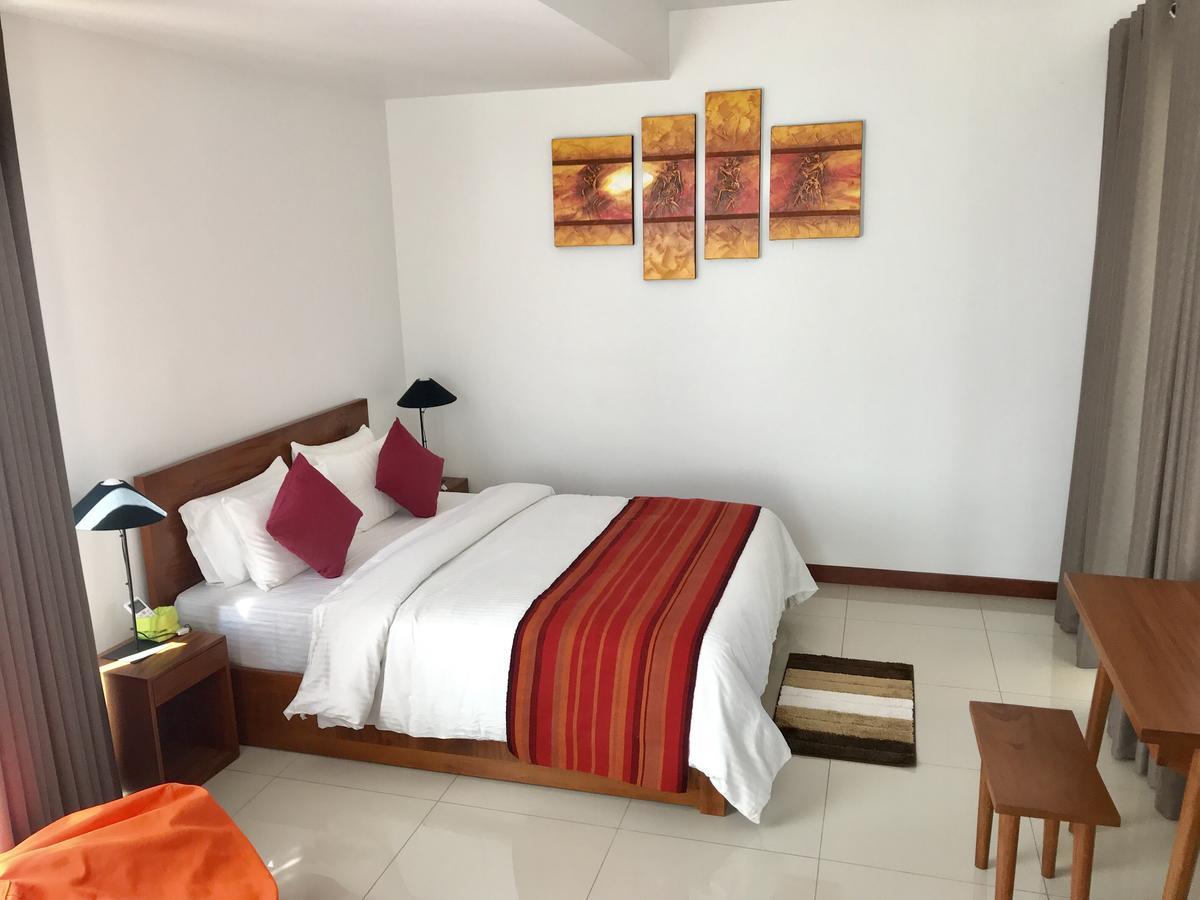 Araliya Oceanfront Condos Nilaveli, Trincomalee Exterior foto